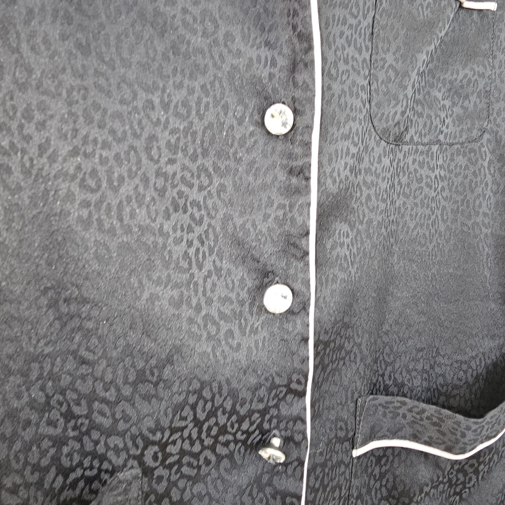 Victoria’s Secret Black Satin Pajama Top Leopard Print Rhinestone Back - Picture 5 of 12